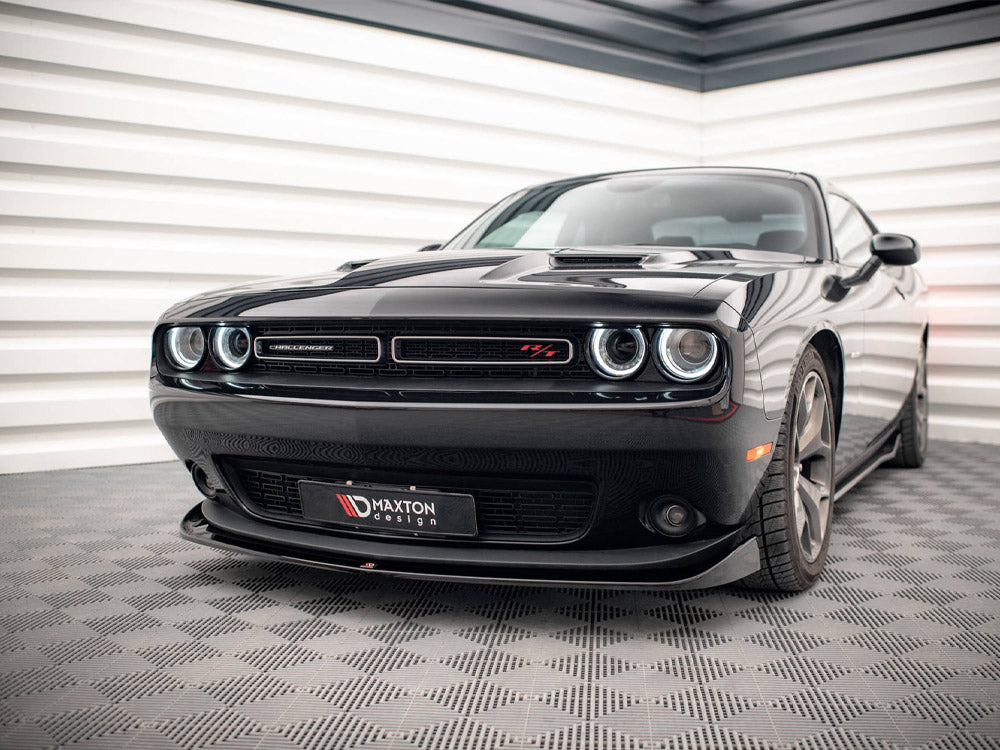 MaxTON® DESIGN front splitter for Dodge Challenger RT Mk3 facelift, showing the aerodynamic car accessory in black finish.