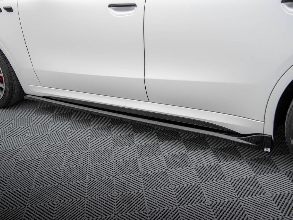 Maxton Design side skirts and diffusers for Maserati Grecale GT and Modena Mk1, body styling components in black finish