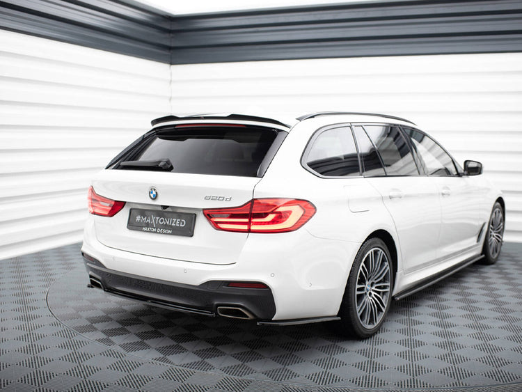 MAXTON® DESIGN central rear splitter for BMW 5 Series G30 G31 M-Sport, shown on a sleek black BMW G30 rear view.
