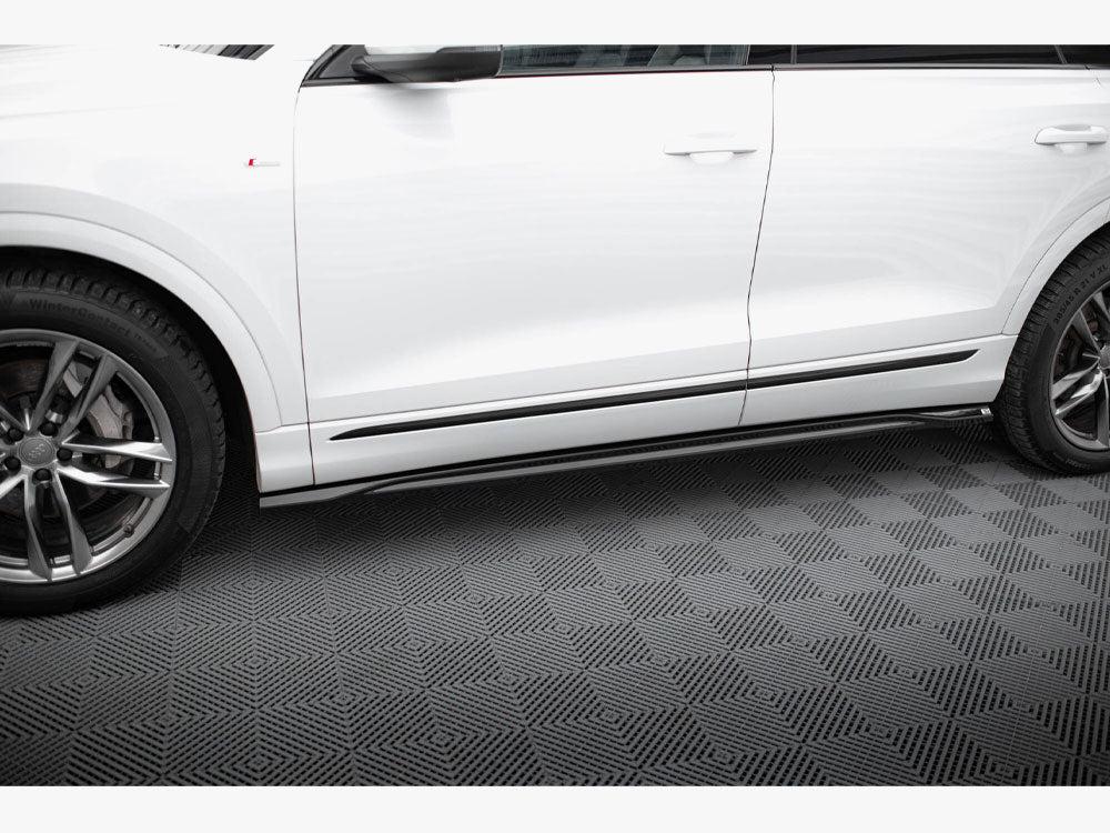 Maxton Design V.2 side skirts diffuser for Audi SQ8 and Q8 S-Line Mk1, black body styling parts on a vehicle