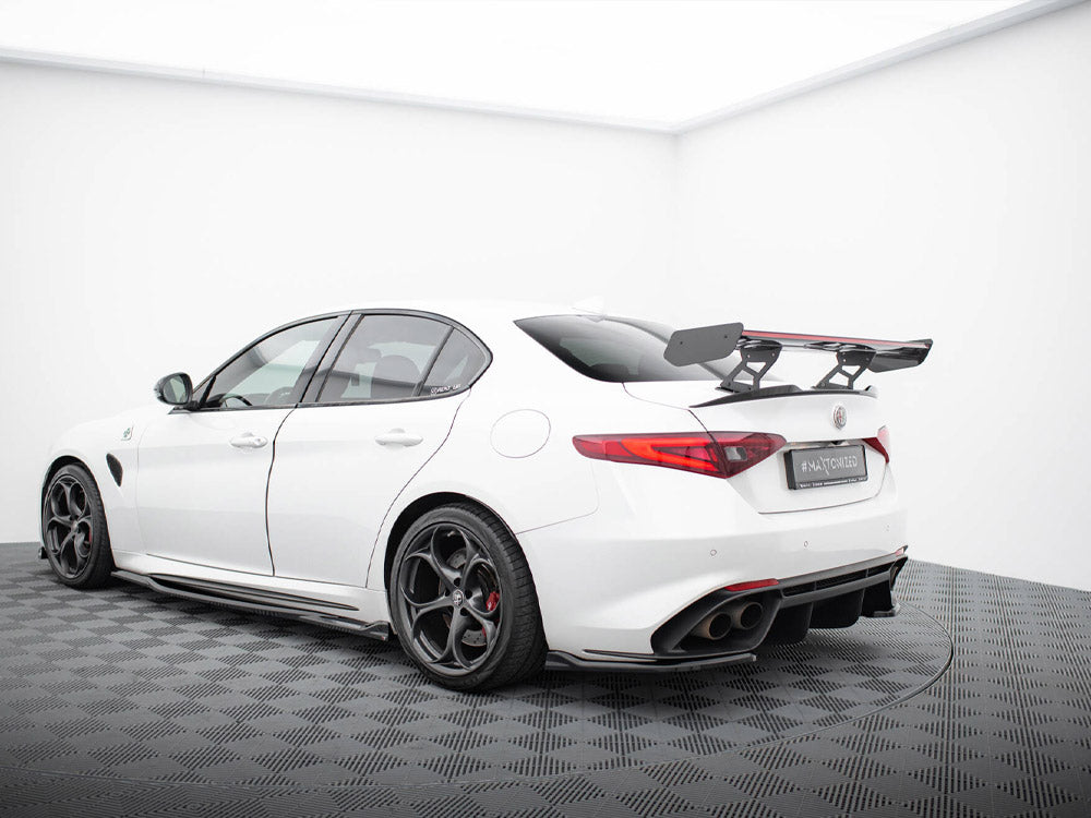 Carbon Spoiler + LED Alfa Romeo Giulia Quadrifoglio - Wayside Performance 