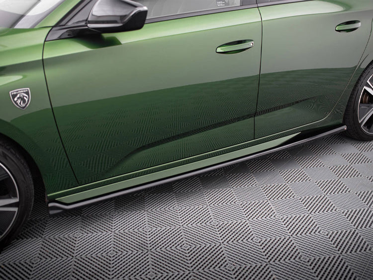Maxton Design side skirts diffuser for Peugeot 308 hatchback Mk3, black body styling upgrade with aerodynamic design.