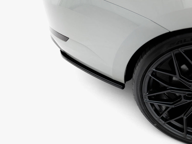 Maxton Design rear side splitters V.2 for Skoda Superb Mk3 liftback and Combi, black body styling accessories.