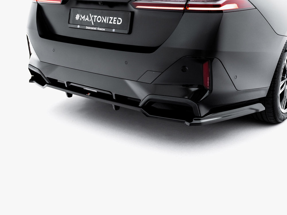 Maxton Design Central Rear Splitter (Vertical Bars) V.1 BMW 5 M-Pack G60 - Wayside Performance 