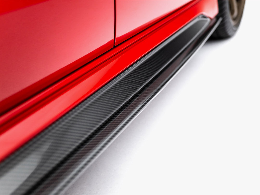 Maxton Design carbon fiber side skirts for Audi RS3 Sedan 8Y Facelift, body styling accessory with prepreg carbon fiber finish