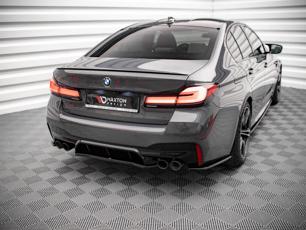 Maxton Design BMW M5 F90 facelift full body kit, including front and rear bumpers, side skirts, and styling components.