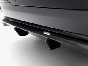 Maxton Design Prepreg carbon fiber rear diffuser for BMW X7 M-Pack G07 facelift, body and styling accessory with sleek carbon finish.