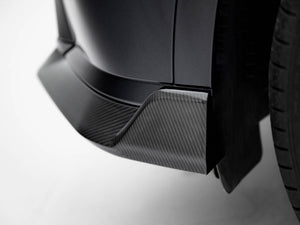 Maxton Design Prepreg carbon fiber rear diffuser for BMW X7 M-Pack G07 facelift, body styling accessory with aerodynamic design