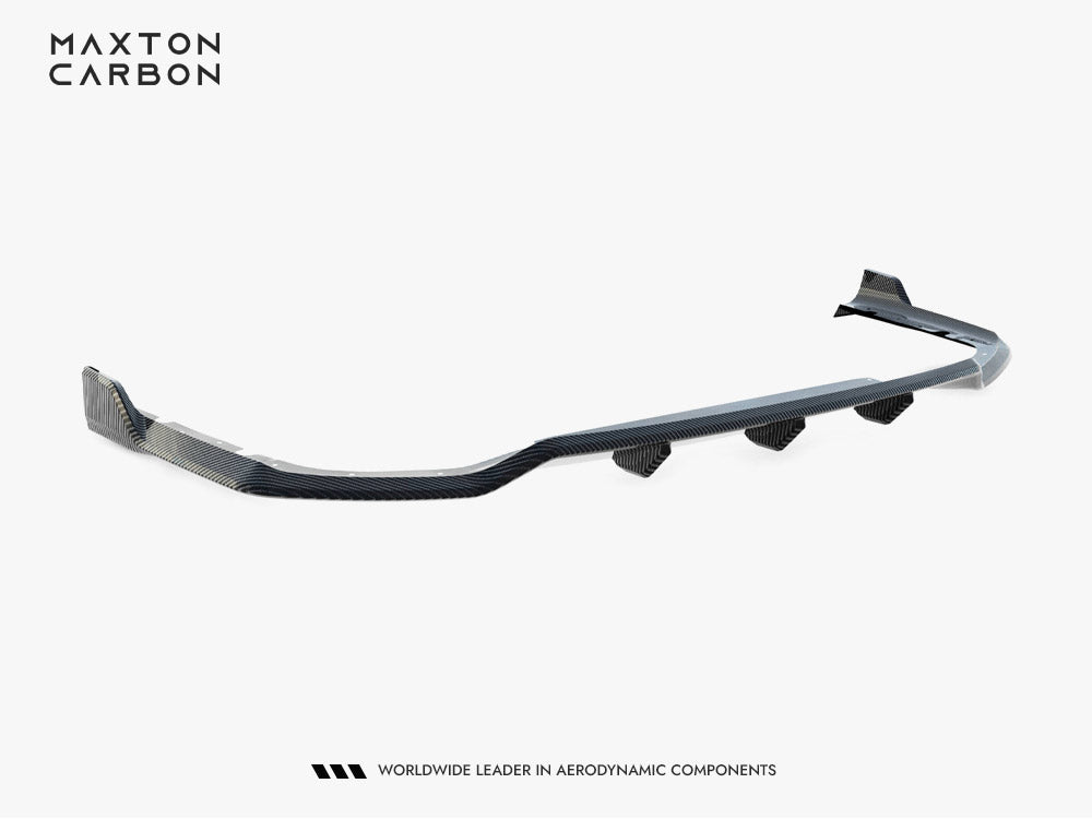 Maxton Design Prepreg Carbon Fiber Rear Diffuser for BMW X7 M-Pack G07 Facelift, lightweight body styling accessory.