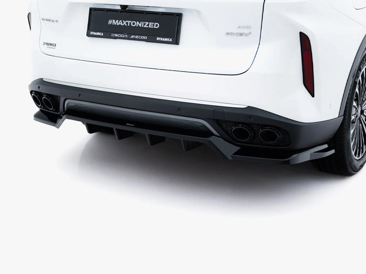Maxton Design rear splitter with vertical bars for Omoda 9 Mk1, body and styling accessory, black finish, mounted on vehicle.