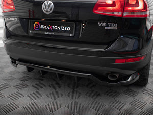 Maxton Design full body kit for Volkswagen Touareg Mk2, including front and rear bumper extensions and side skirts, in black finish.