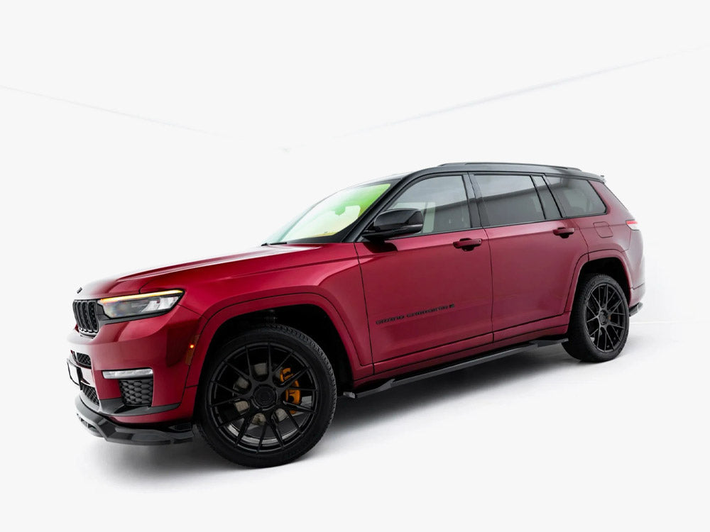Maxton Design Jeep Grand Cherokee L Mk5 full body kit in black, including front and rear bumper extensions and side skirts.