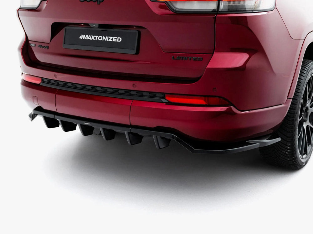 Maxton Design full body kit for Jeep Grand Cherokee L Mk5, featuring exterior enhancements and aerodynamic parts.