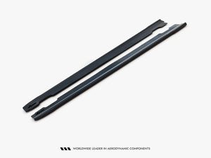 Maxton Design V.4 side skirt diffusers on a Hyundai i30 N hatchback, showcasing sleek aerodynamic enhancements.