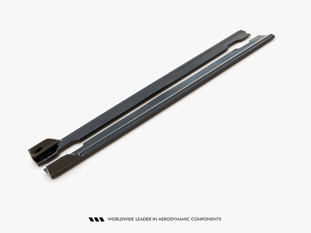 Maxton Design V.5 side skirt diffusers for Hyundai i30 N N-Line hatchback and fastback models, showcasing sleek aerodynamic design.