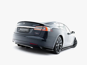 Maxton Design Rear Side Splitters V.1 for Tesla Model S Mk1, black aerodynamic car accessories, close-up view of splitters on vehicle side