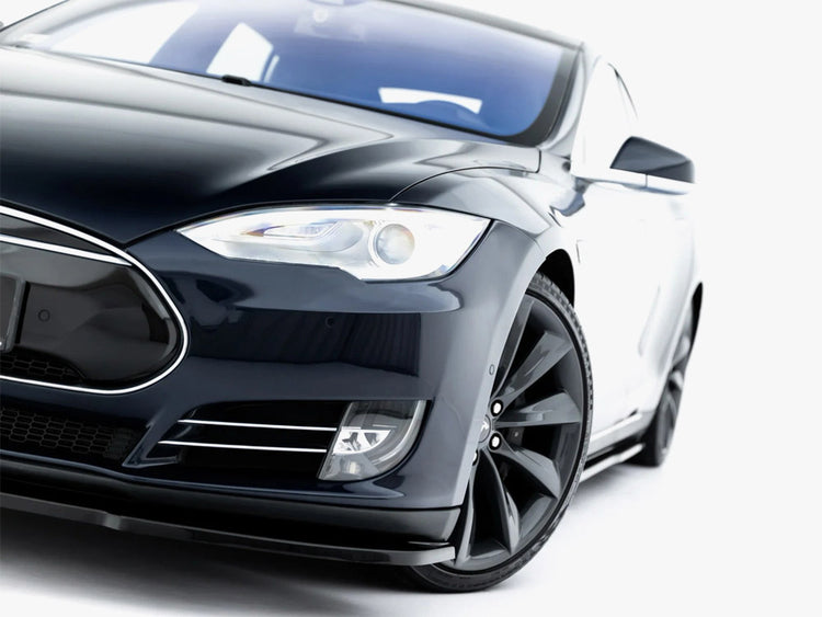 Maxton Design full body kit set for Tesla Model S Mk1, including front and rear bumpers and side skirts, in black.