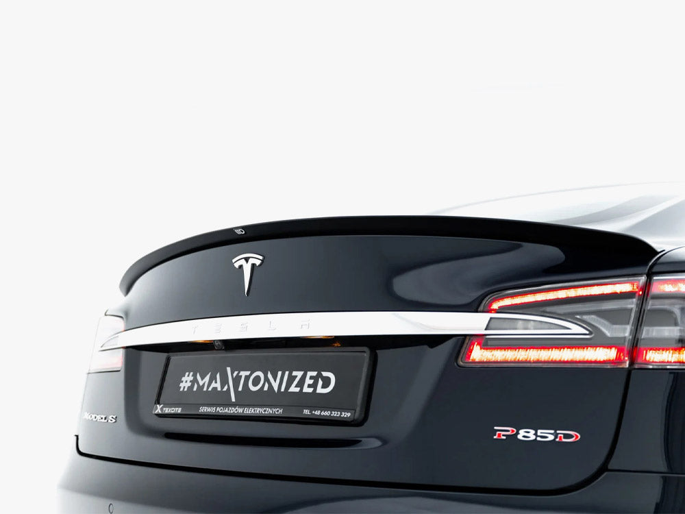 Maxton Design full body kit set for Tesla Model S Mk1, includes front bumper, side skirts, and rear diffuser, in black finish.