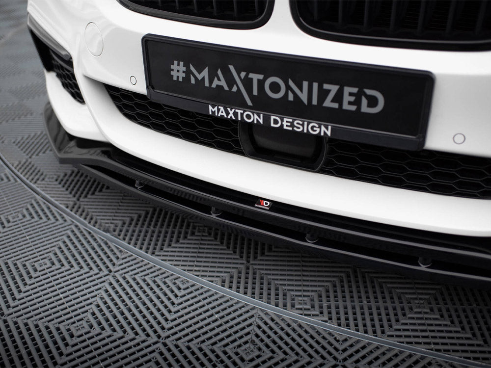 Maxton Design BMW 5 Series Touring G31 M-Pack full body kit with aerodynamic body styling and front splitter in black finish.