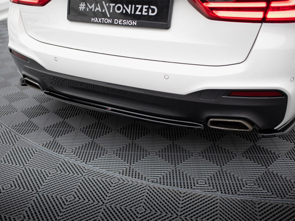 Maxton Design BMW 5 Series Touring G31 M-Pack full body kit with front bumper, side skirts, and rear diffuser on a white car