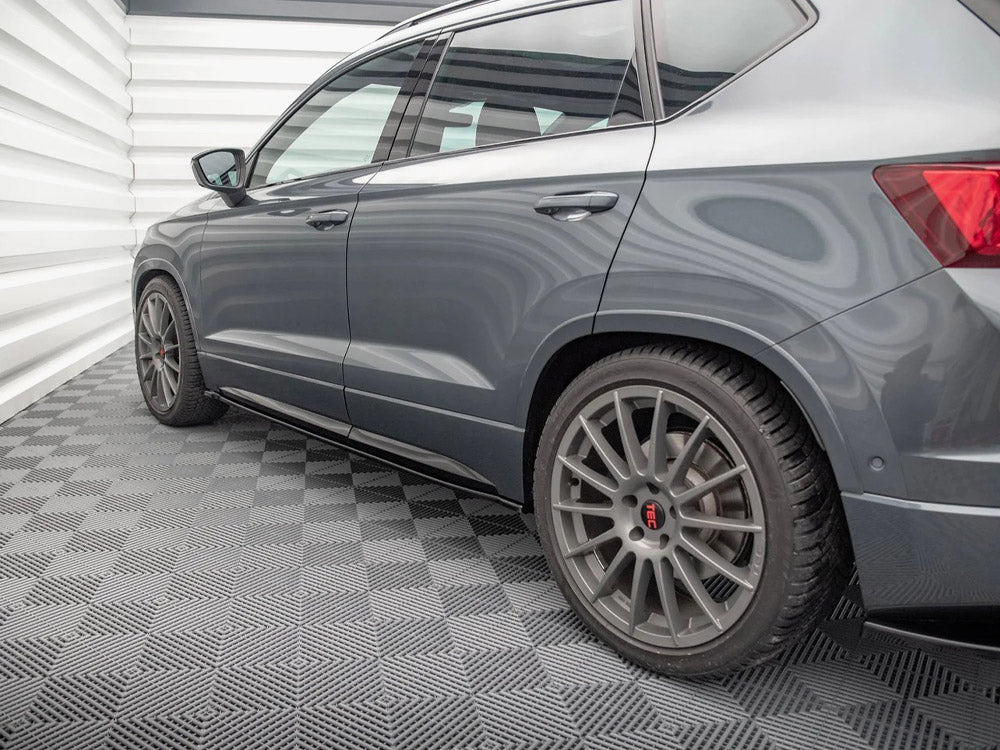 Maxton Design Cupra Ateca Mk1 Facelift full body kit in black, including front and rear bumper add-ons and side skirts.