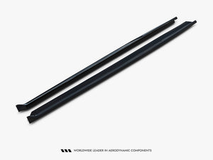 Maxton Design side skirts and diffusers for Peugeot 308 Hatchback Mk3, black body styling parts installed on car.