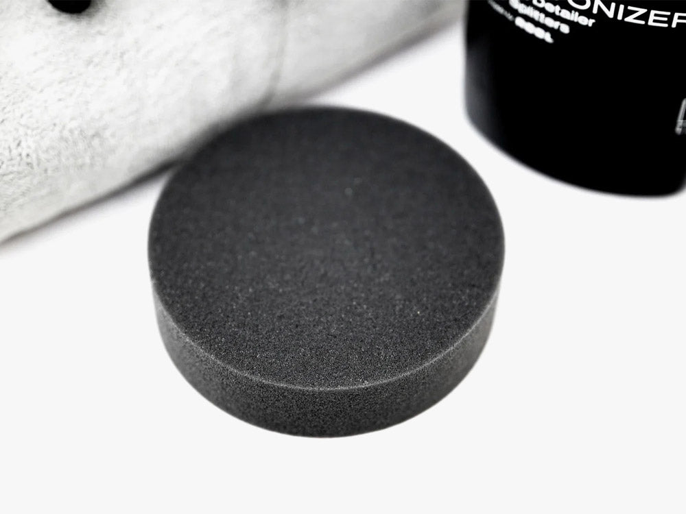 Maxtonizer detailer for splitters by MAXTON® DESIGN, showing the product in a sleek container with branding and technical details.