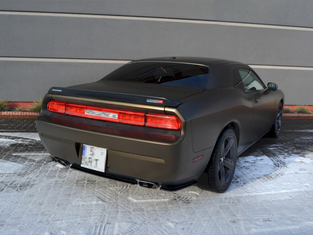 Central Rear Splitter Dodge Challenger Mk3 PHASE-1 SRT8 Coupe - Wayside Performance 