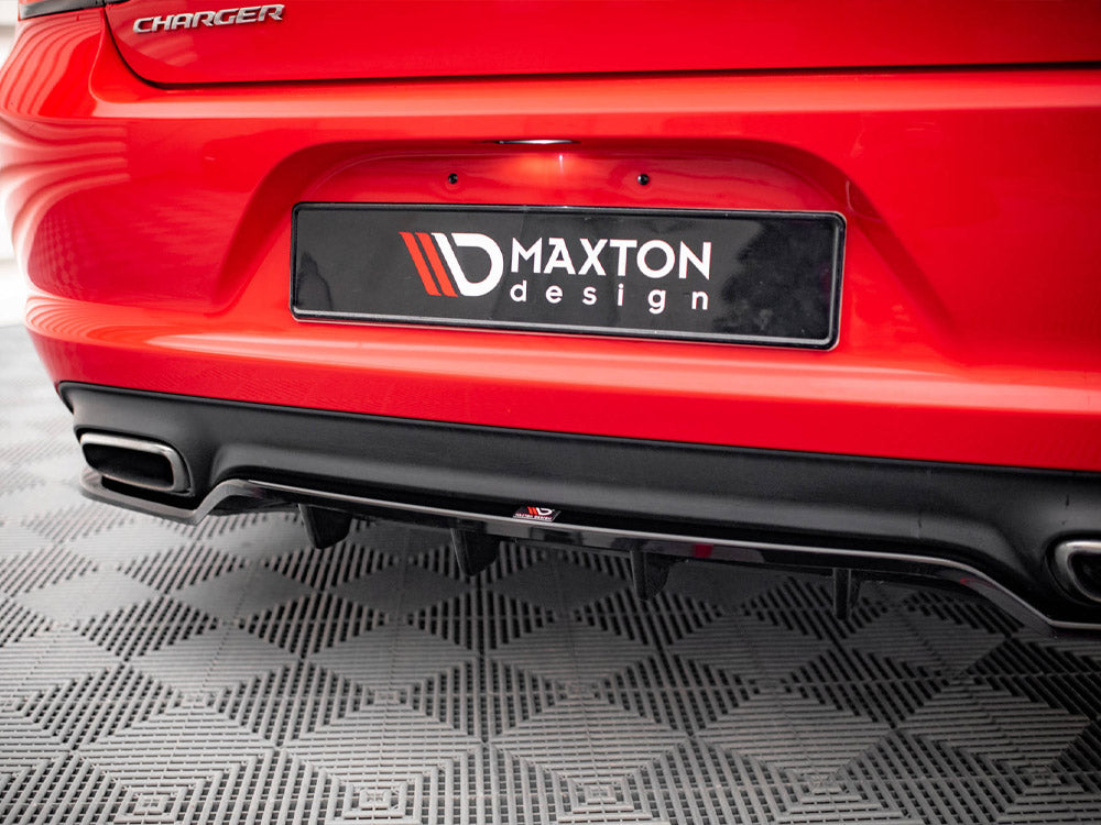 Central Rear Splitter (Vertical Bars) Dodge Charger RT Mk7 Facelift - Wayside Performance 