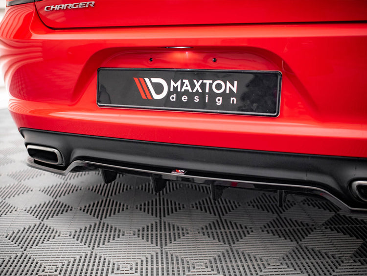 Central Rear Splitter (Vertical Bars) Dodge Charger RT Mk7 Facelift - Wayside Performance 