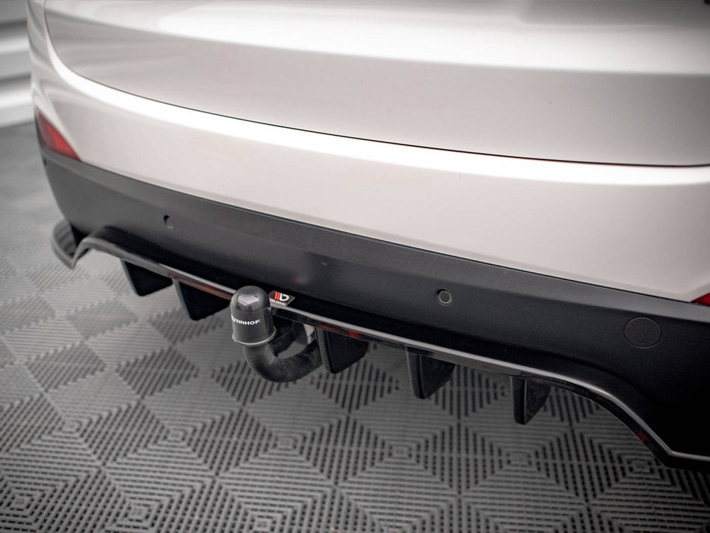 Central Rear Splitter (Vertical Bars) Hyundai IX35 Mk1 - Wayside Performance 