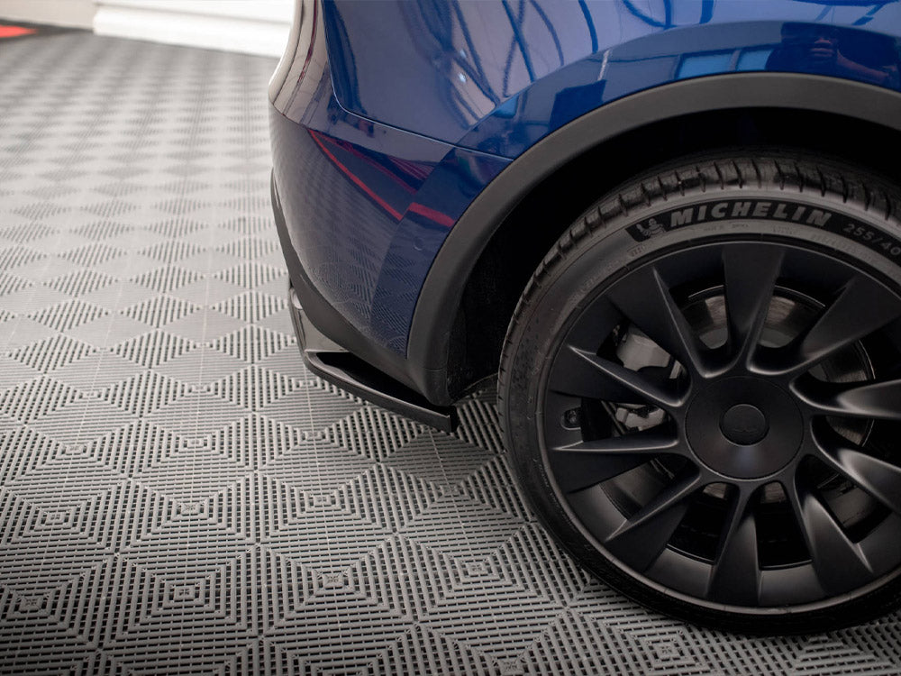 Central Rear Splitter (Vertical Bars) Tesla Model Y - Wayside Performance 