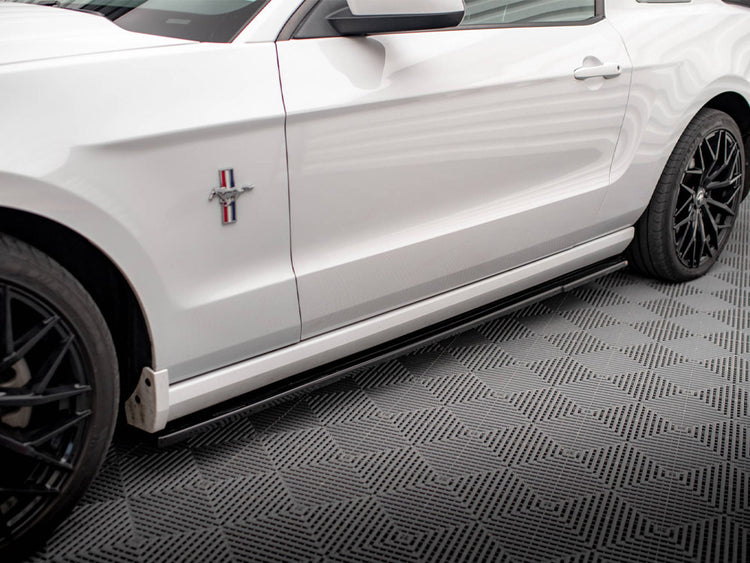Side Skirts Diffusers Ford Mustang Mk5 Facelift - Wayside Performance 